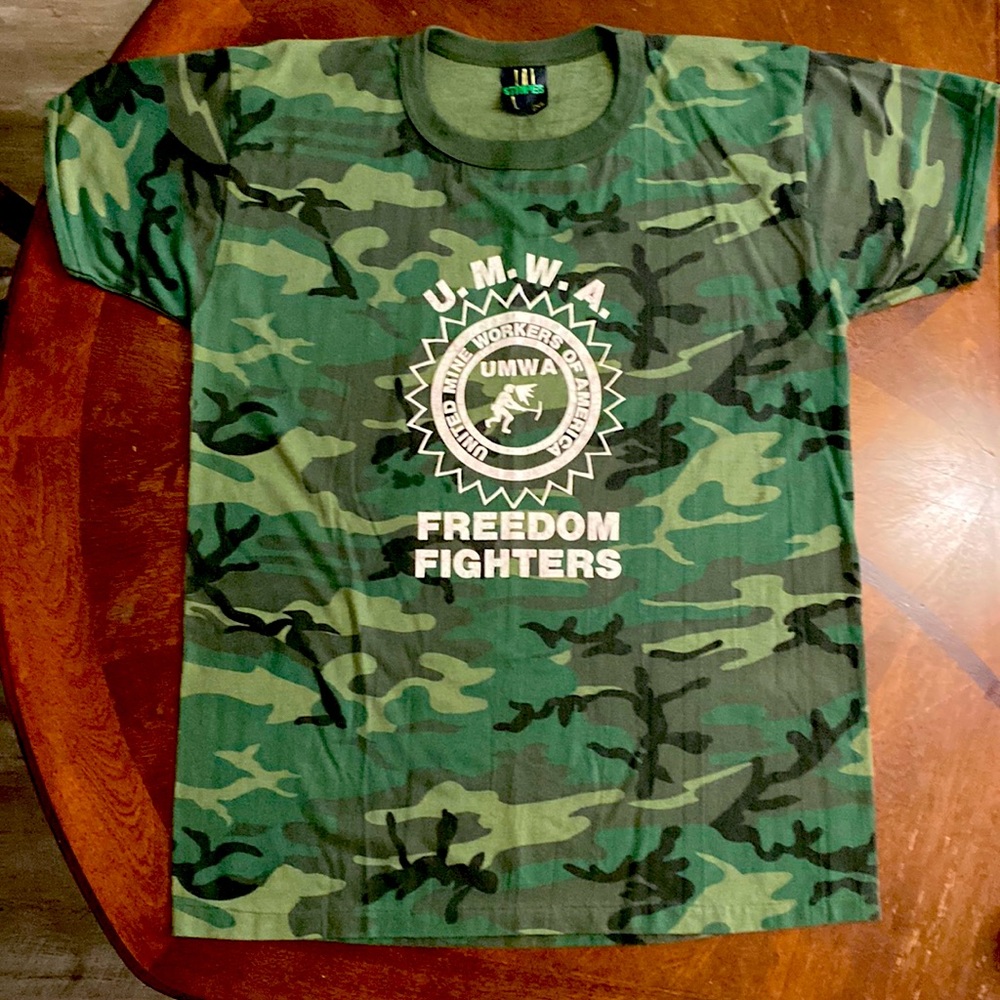 Vintage UMWA (United Mine Workers of America) T-shirt
